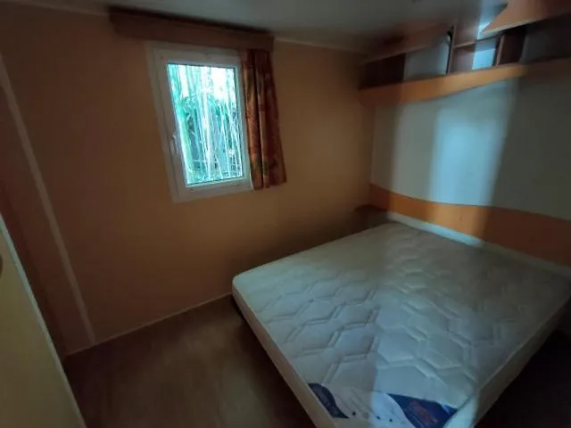 Кемпинг Le Cornouiller Mobil 4 Personnes Le Bel Air En Quercy *