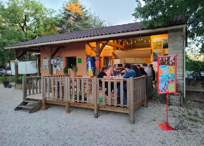 Le Cornouiller Mobil 4 Personnes Le Bel Air Camping *